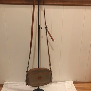 Vintage Dooney and Bourke crossbody